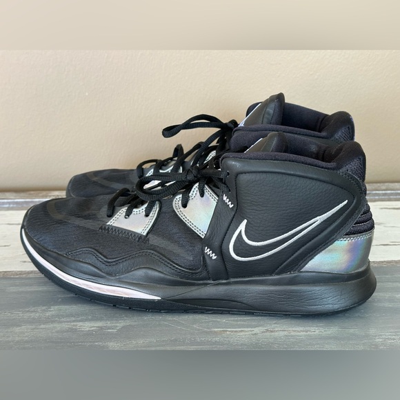 Nike Kyrie Infinity basketball shoe - Size 13 - Picture 3 of 11